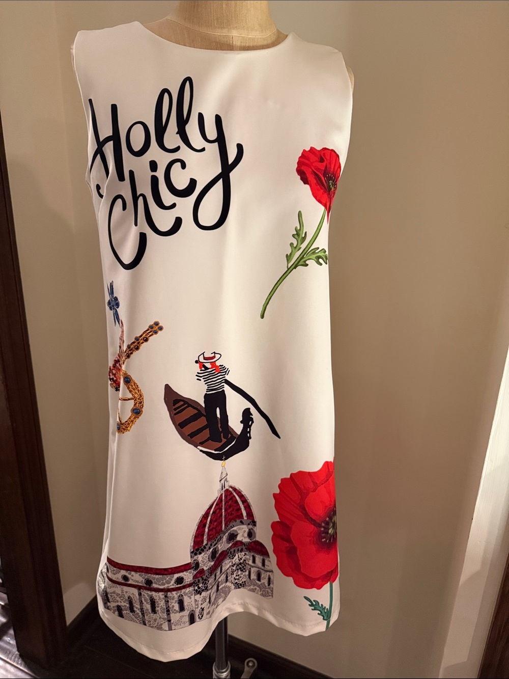 White Floral Graphic Shift Dress with Red Poppy Detail
